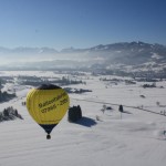 Ballonfahrt über die Alpen