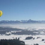 Ballonfahrt über die Alpen